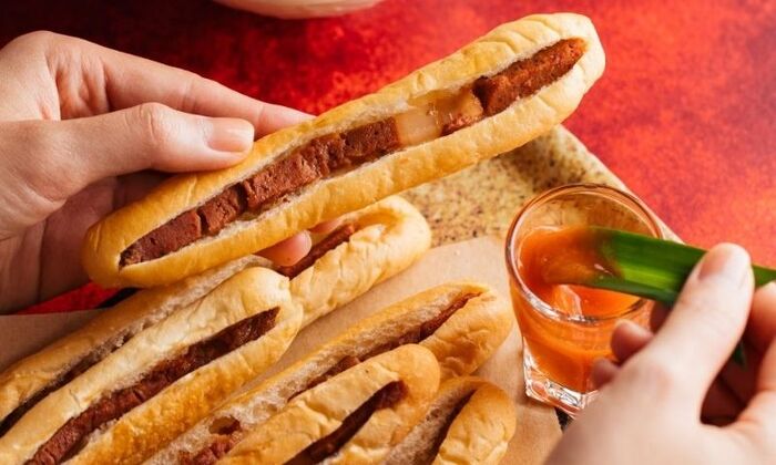 Bánh mì cay Ms. Huyền